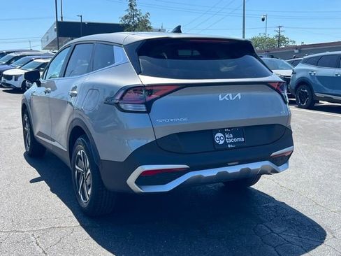 Used 2023 Kia Sportage LX AWD/4WD image 11
