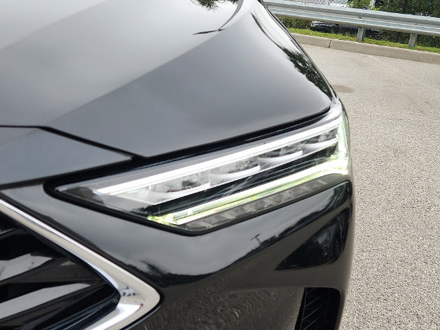 Certified 2025 Acura MDX w/ Technology Package AWD/4WD image 9