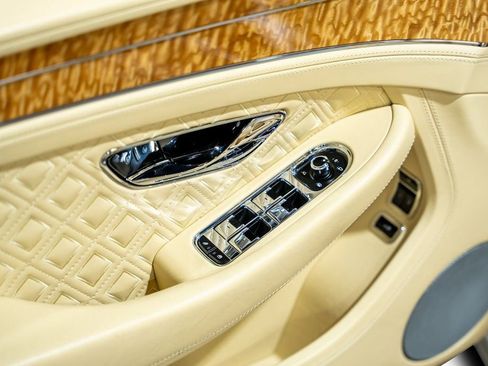 Used 2020 Bentley Continental GT image 61