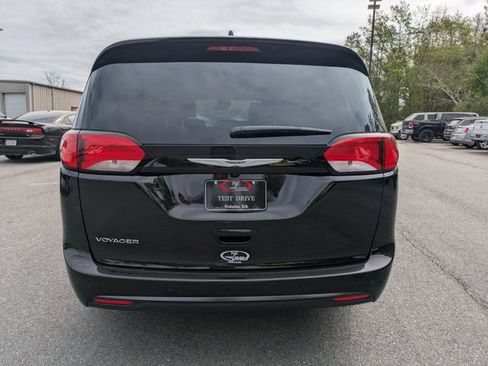 New 2026 Chrysler Voyager LX FWD image 5