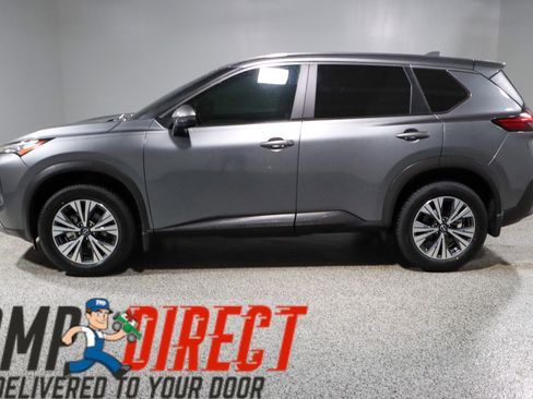 Used 2022 Nissan Rogue SV FWD image 10