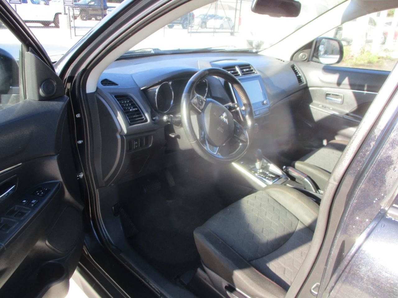 Used 2022 Mitsubishi Outlander Sport SE AWD/4WD image 15