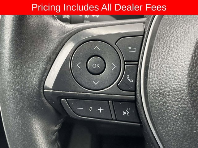 Used 2025 Toyota Corolla Cross XLE FWD image 19