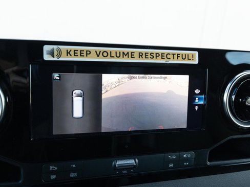 Used 2021 Mercedes-Benz Sprinter 4500 w/ Parking Package image 24