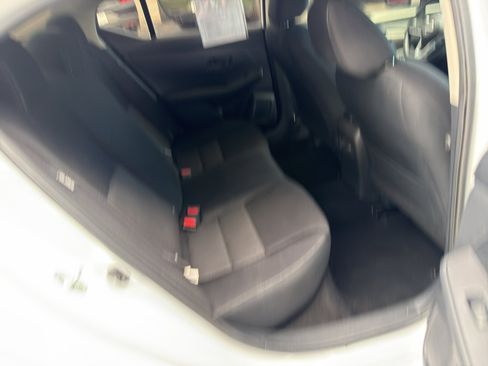 Used 2024 Nissan Sentra SV w/ Trunk Package image 10