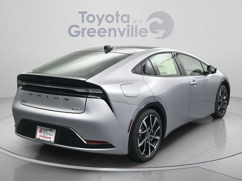 New 2025 Toyota Prius Plug-In Hybrid FWD image 12
