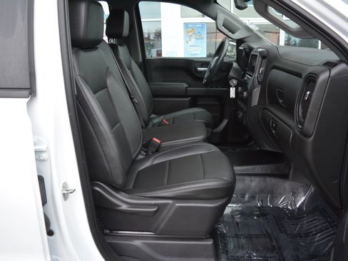 Used 2019 Chevrolet Silverado 1500 W/T w/ Trailering Package image 15