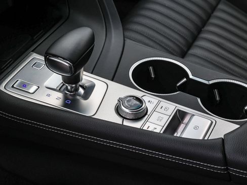 Used 2026 Genesis G70 2.5T Prestige RWD image 20