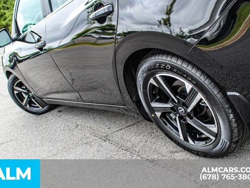 Used 2024 Nissan Sentra SV FWD image 15