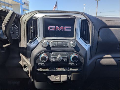 Used 2021 GMC Sierra 1500 SLE w/ X31 Off-Road Package image 32