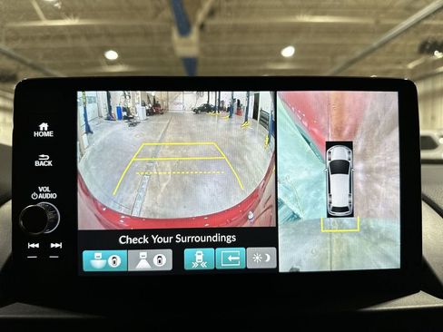 New 2025 Honda Pilot TrailSport image 24