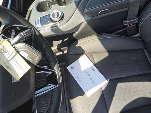 Used 2025 Cadillac Optiq Sport 2 w/ LPO, Floor Liner Package AWD/4WD image 8