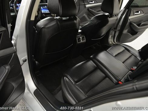 Used 2018 Nissan Maxima 3.5 SV image 25