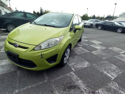 Used 2013 Ford Fiesta SE