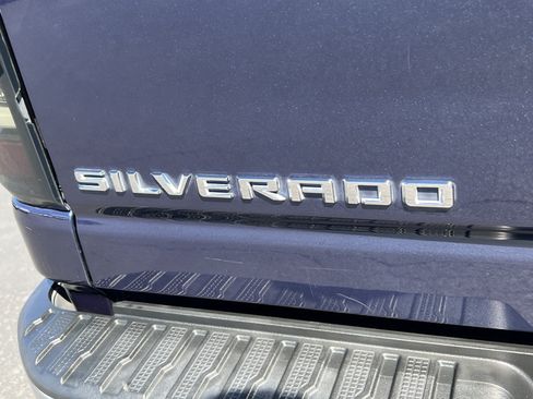 Used 2022 Chevrolet Silverado 3500 LTZ w/ LTZ Convenience Package AWD/4WD image 8