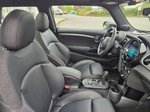 Used 2023 MINI Cooper SE FWD image 12