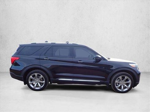 Used 2020 Ford Explorer Platinum w/ Premium Technology Package image 5