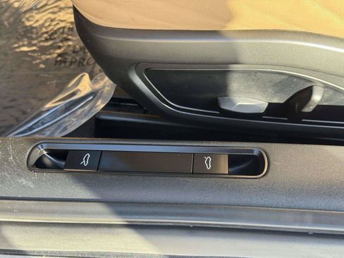Used 2020 Porsche 911 Carrera S RWD image 30