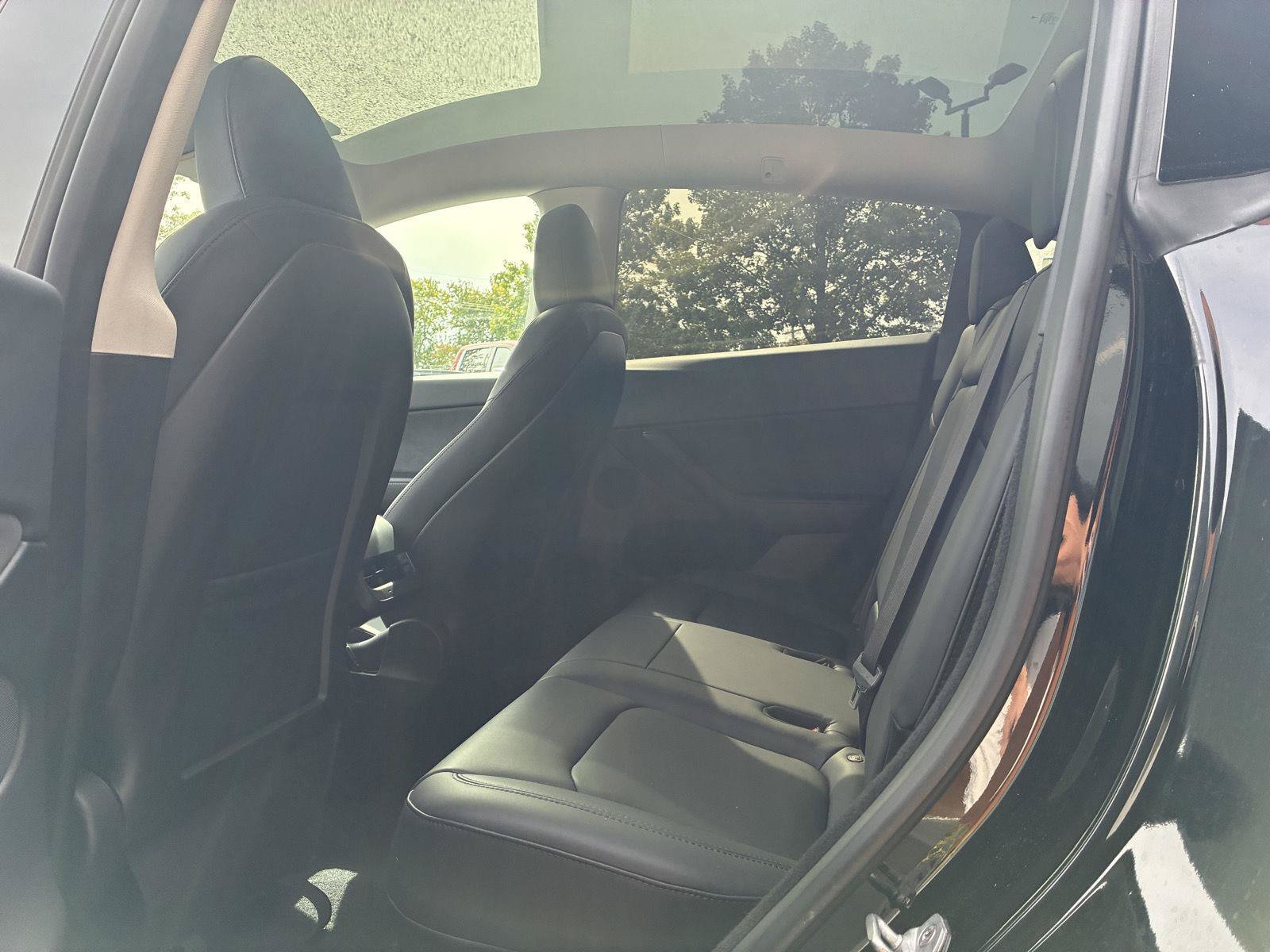 Used 2023 Tesla Model Y Performance AWD/4WD image 13