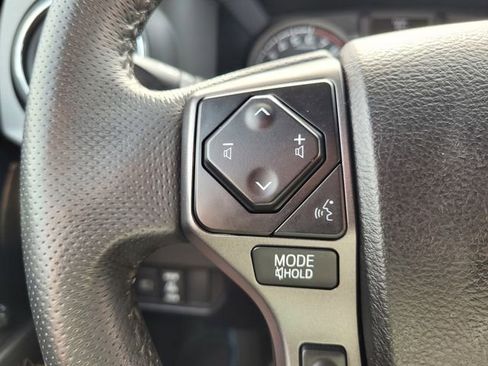 Used 2021 Toyota Tacoma TRD Off-Road w/ TRD Premium Off Road Package image 27