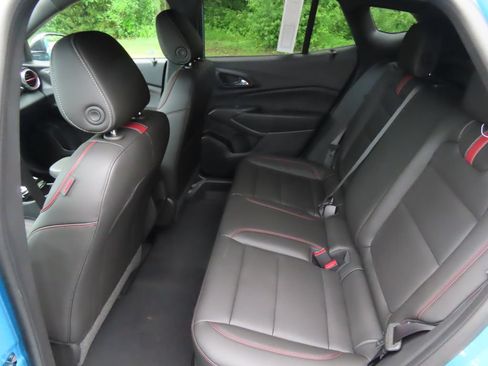 New 2026 Chevrolet Trax RS w/ Driver Confidence Package FWD image 22