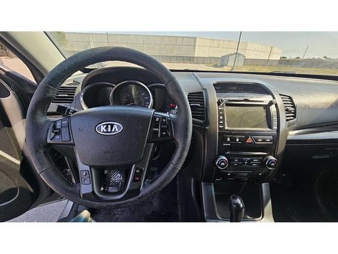 Used 2013 Kia Sorento EX w/ Premium Plus Pkg image 27
