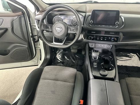 Used 2022 Nissan Rogue S AWD/4WD image 17