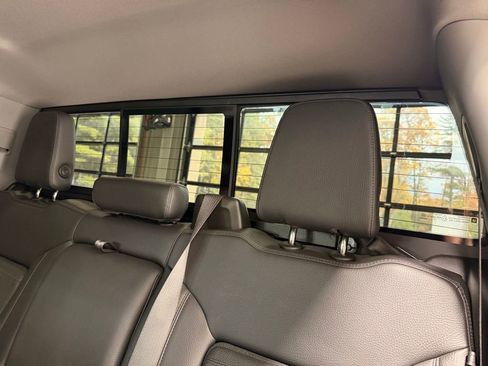 Used 2021 GMC Sierra 3500 Denali w/ Denali Black Diamond Edition image 24