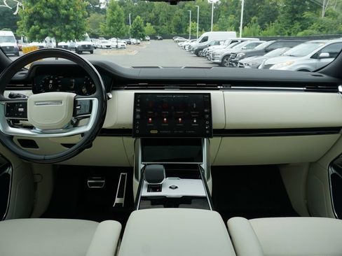 Used 2026 Land Rover Range Rover SE AWD/4WD image 27