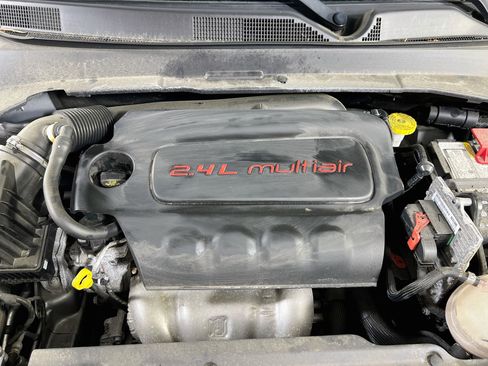 Used 2022 Jeep Compass Latitude w/ Sun and Sound Group AWD/4WD image 30