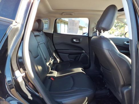 Used 2018 Jeep Compass Limited image 18