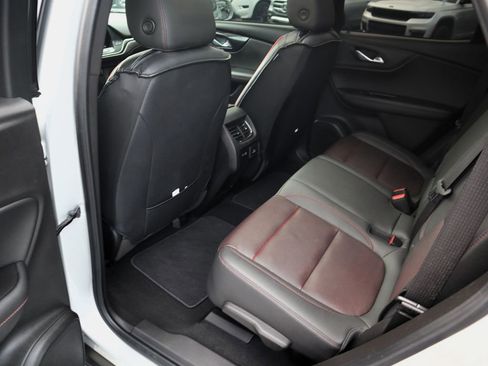 Used 2019 Chevrolet Blazer RS w/ Sun and Wheels Package image 10