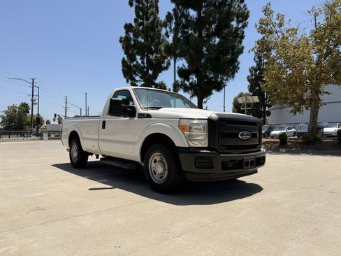 Used 2013 Ford F250 XL RWD image 1