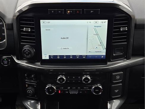 Used 2022 Ford F150 XLT w/ Equipment Group 302A High image 11