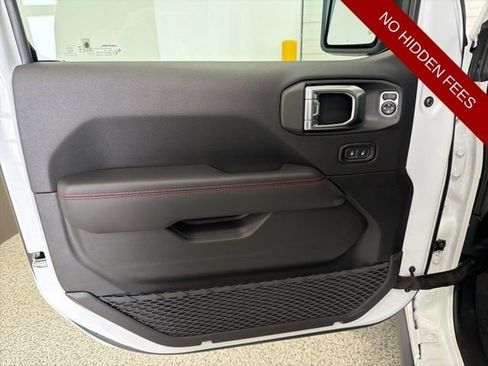 New 2026 Jeep Wrangler Unlimited Rubicon AWD/4WD image 8