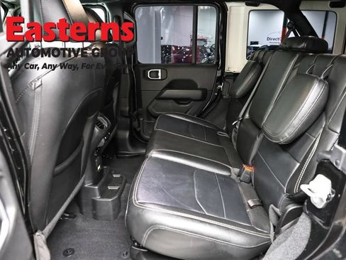Used 2022 Jeep Wrangler Unlimited Sahara w/ Cold Weather Group AWD/4WD image 22
