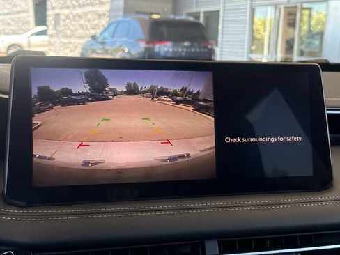 Used 2023 INFINITI QX60 Pure FWD image 18