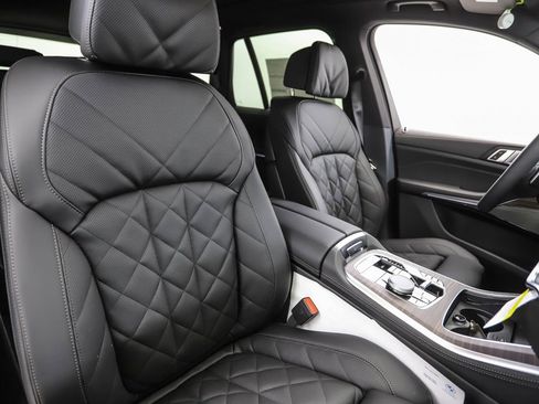 New 2026 BMW X5 xDrive40i w/ M Sport Package image 31