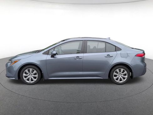 Used 2026 Toyota Corolla LE FWD image 3