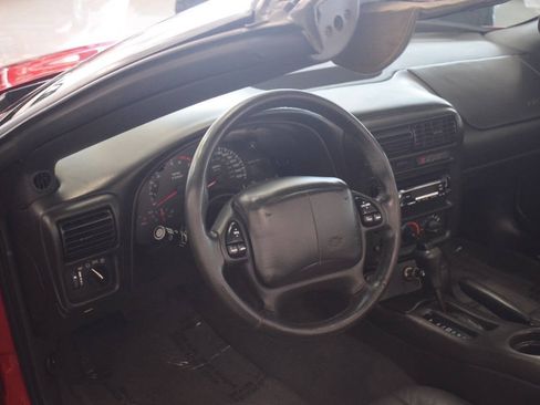 Used 2002 Chevrolet Camaro Z28 RWD image 41