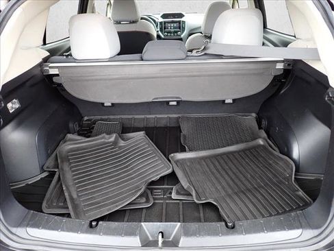 Used 2018 Subaru Crosstrek 2.0i Premium w/ Moonroof Package image 8