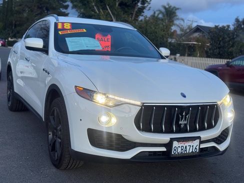 Used 2018 Maserati Levante S AWD/4WD image 2