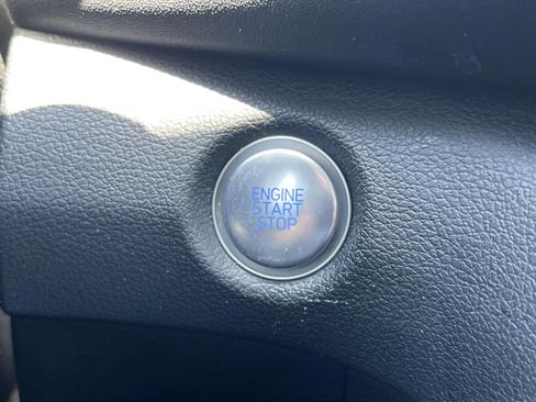 Used 2023 Hyundai Santa Fe SEL image 17