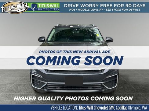 Used 2021 Volkswagen Atlas SEL R-Line image 2