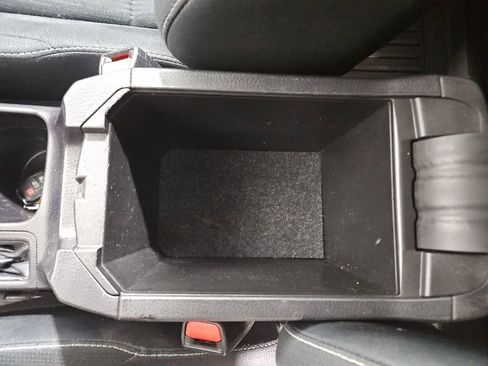 Used 2015 Toyota RAV4 XLE image 26