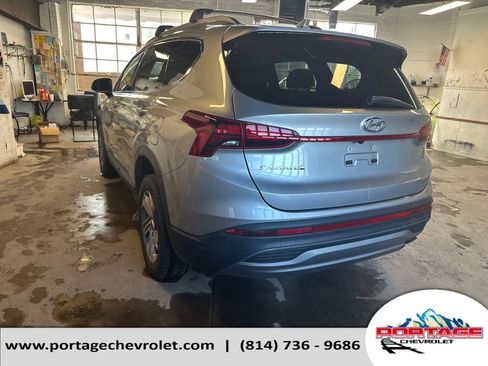 Used 2023 Hyundai Santa Fe SEL image 3