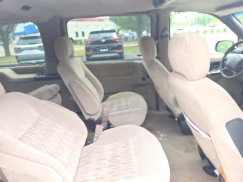 Used 2000 Chevrolet Venture LS FWD image 15