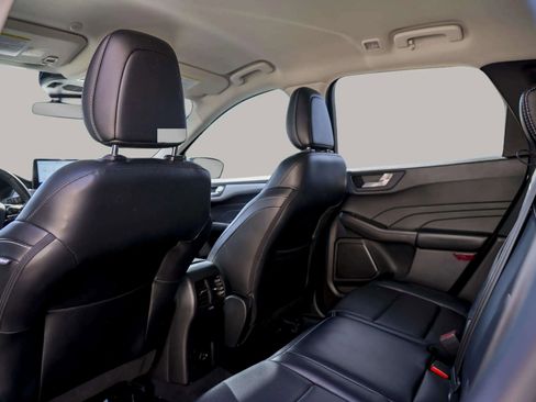 Used 2021 Ford Escape SEL image 29