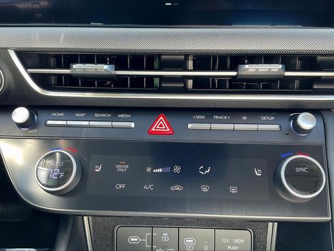 Used 2025 Hyundai Sonata SEL image 16