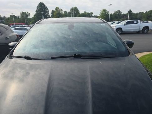 Used 2018 Chrysler Pacifica Touring Plus w/ S Appearance Package FWD image 10